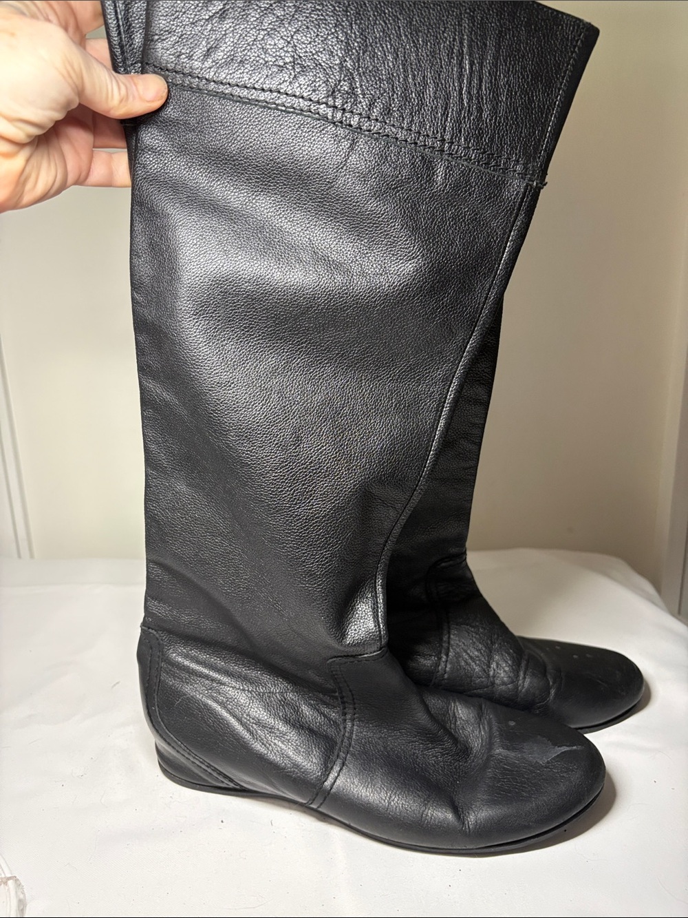 Type Z Black Leather Tall Slip-On Flat Boot Size 9